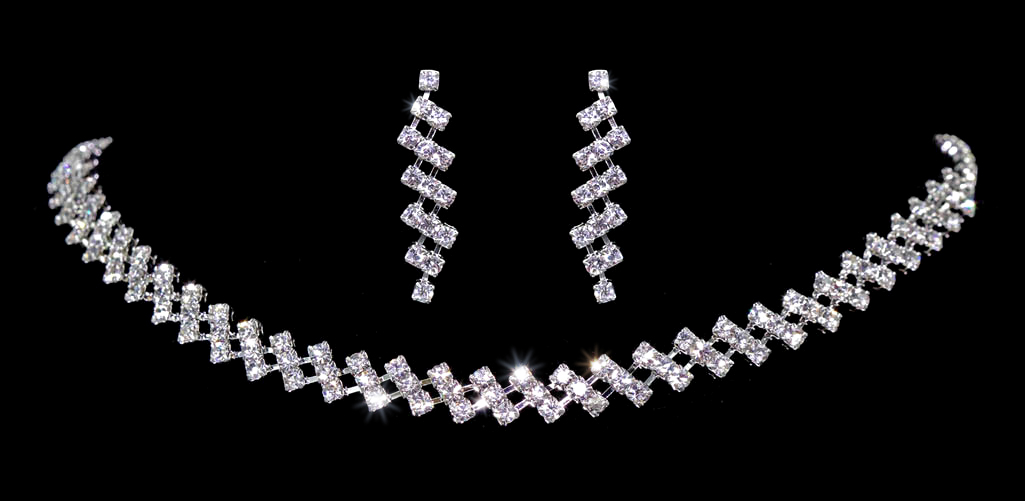 #14282 - Zig Zag Rhinestone Neck And Ear Set